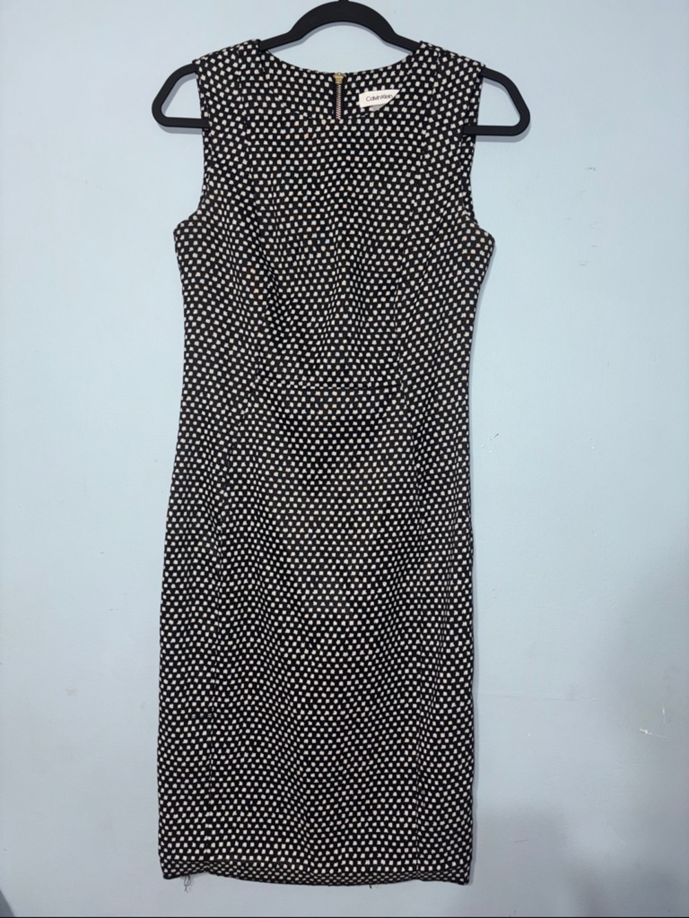 Calvin Klein Black & White Polka Dot Sleeveless cocktail Sheath Dress **Callout